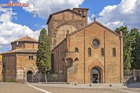 BasilicaDisantoStefano-Bologna